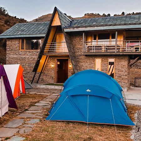 Griffons Cafe And Stay Dharamshala Ngoại thất bức ảnh